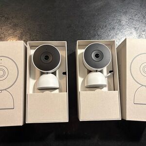 2 Google Nest Gen 3 Wired Indoor Camera’s